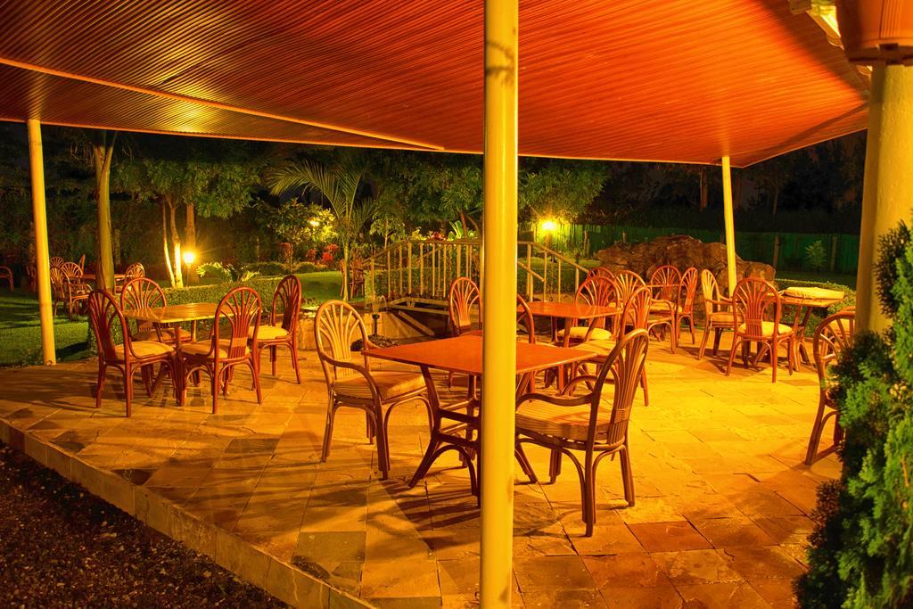 Brownie'S Guesthouse Lake Elementaita المظهر الخارجي الصورة